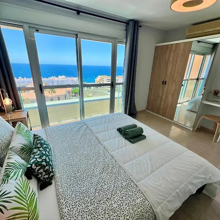 La Tortuga Ocean View Apartment
