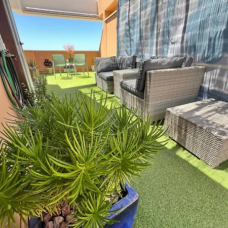 La Tortuga Ocean View Apartment